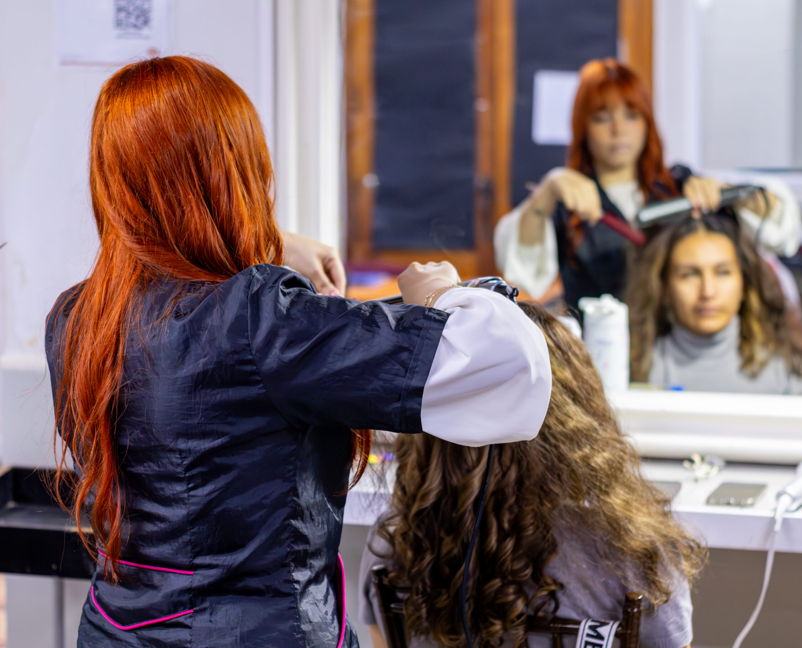 Curso de estilismo y cosmetología en Xalapa, capacitación en belleza en la Escuela Industrial